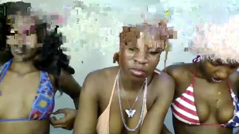 Snapshot of babydoll_230 chatting on 26, 6, 2026 Babydoll 230 online show from 26, 6, 2026