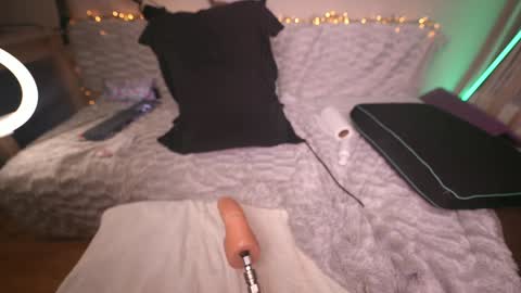 Snapshot of babydoll_laura chatting on 5, 3, 2025 babydoll_laura online show from 5, 3, 2025