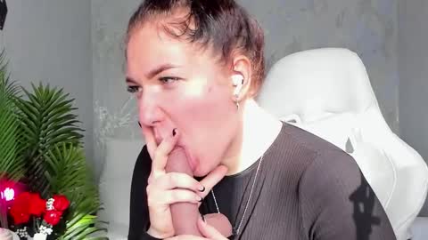 Snapshot of babyisperfect chatting on 14, 10, 2025 Sophia online show from 14, 10, 2025