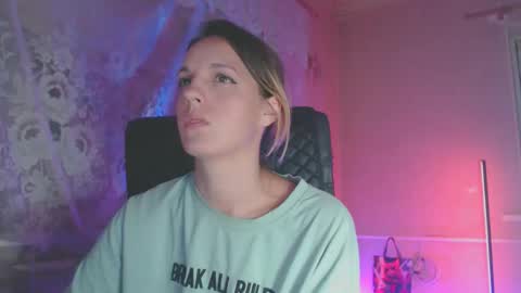 Sonya online show from 19, 9, 2025