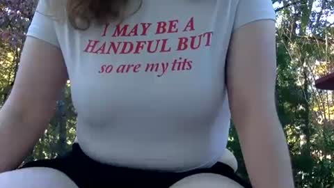 Snapshot of babyostara chatting on 16, 10, 2025 babyostara online show from 16, 10, 2025