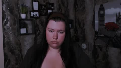 BabyTaera online show from 2, 7, 2026