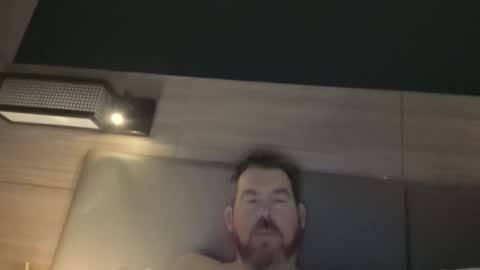 Snapshot of backofyourholes chatting on 7, 1, 2026 backofyourholes online show from 7, 1, 2026