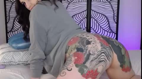 Ava online show from 5, 2, 2025