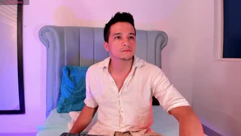 Snapshot of bad_boy_21_ chatting on 8, 5, 2026 bad_boy_21_ online show from 8, 5, 2026