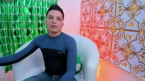 Snapshot of bad_boy_21_ chatting on 21, 5, 2026 bad_boy_21_ online show from 21, 5, 2026