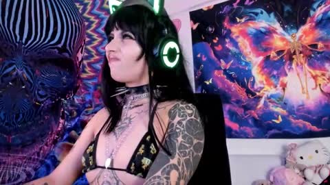 Bratty Lanita - independent online show from 21, 2, 2025