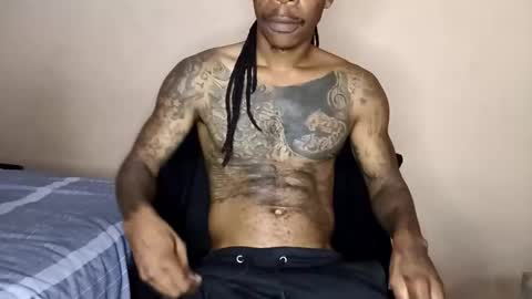 Snapshot of bad_dawgg chatting on 25, 5, 2026 rastafaria online show from 25, 5, 2026
