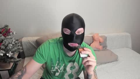 Snapshot of bad_hot_boy__209123 chatting on 2, 1, 2025 Mike online show from 2, 1, 2025