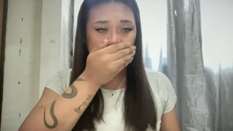 AMARA - FOLLOW ME AND THUMBS UP online show from 11, 6, 2026