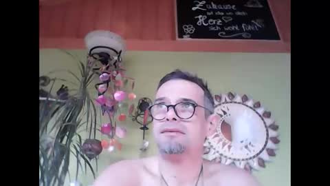 Snapshot of badboy2406 chatting on 20, 2, 2025 badboy2406 online show from 20, 2, 2025