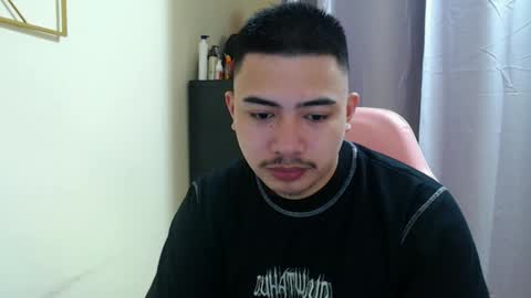 Snapshot of badboy_hanns chatting on 24, 11, 2025 HANNS online show from 24, 11, 2025