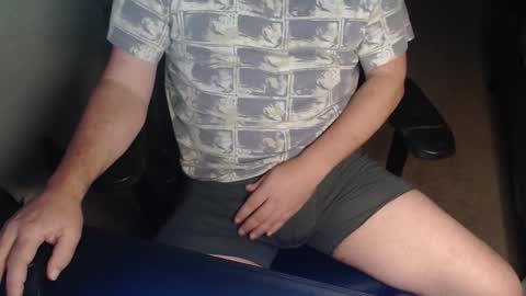 Snapshot of baddaddy77 chatting on 22, 10, 2025 baddaddy77 online show from 22, 10, 2025