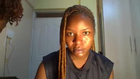 Snapshot of baddie_dee chatting on 24, 10, 2025 baddie_dee online show from 24, 10, 2025