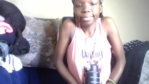 baddie_floxxy online show from 17, 6, 2026