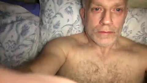 Snapshot of badger150 chatting on 8, 1, 2025 badger150 online show from 8, 1, 2025