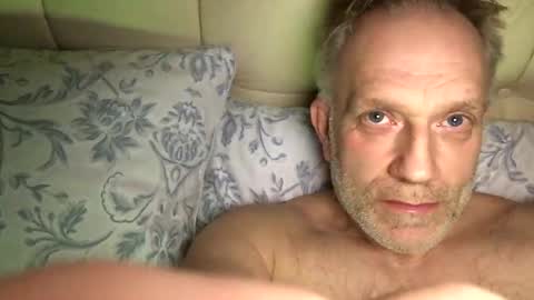 Snapshot of badger150 chatting on 5, 3, 2025 badger150 online show from 5, 3, 2025