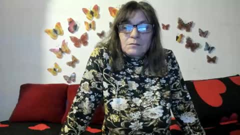 Snapshot of badgg chatting on 21, 12, 2024 Gina online show from 21, 12, 2024