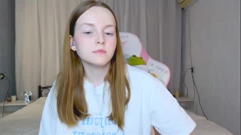 Snapshot of bae_cake__ chatting on 17, 9, 2025 Alice online show from 17, 9, 2025