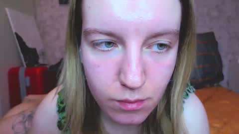 holly online show from 3, 2, 2026