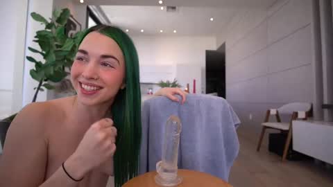 Snapshot of bailey_eilish chatting on 28, 2, 2025 Bailey online show from 28, 2, 2025
