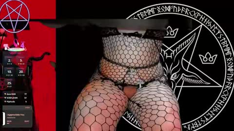 Snapshot of baileymonarch chatting on 20, 10, 2025 Bailey  online show from 20, 10, 2025