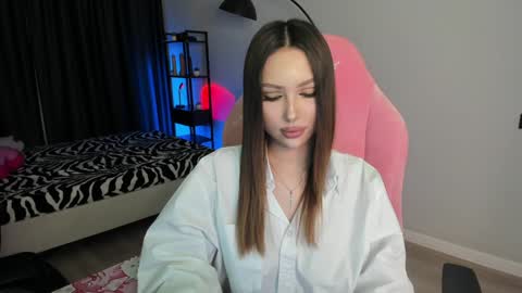 Snapshot of baklajan1907 chatting on 8, 2, 2025 Baklajan online show from 8, 2, 2025