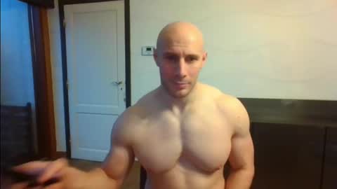 Snapshot of baldyboyy chatting on 5, 12, 2024 baldyboyy online show from 5, 12, 2024
