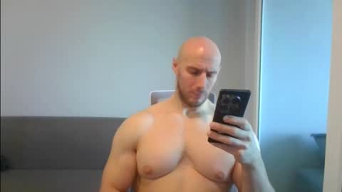 Snapshot of baldyboyy chatting on 9, 1, 2025 baldyboyy online show from 9, 1, 2025