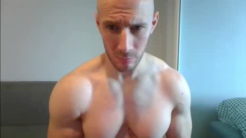 Snapshot of baldyboyy chatting on 23, 2, 2025 baldyboyy online show from 23, 2, 2025