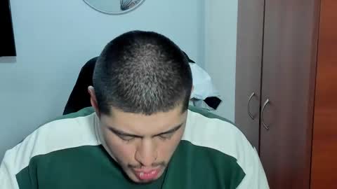 Andres -  online show from 2, 10, 2025