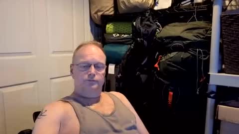 Snapshot of baltomoron69 chatting on 17, 5, 2026 baltomoron69 online show from 17, 5, 2026