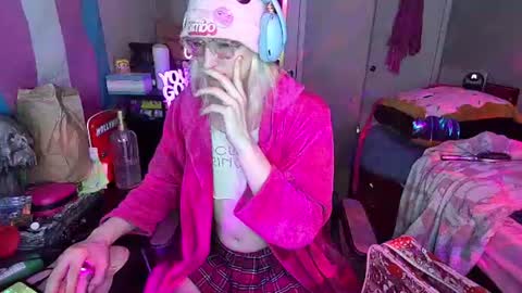 Snapshot of bambibimbosparkles chatting on 5, 7, 2026 Bambi Sparkles TS online show from 5, 7, 2026