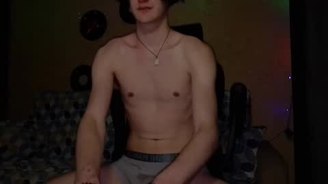 Snapshot of bara_bara_berry chatting on 25, 12, 2024 VAN online show from 25, 12, 2024