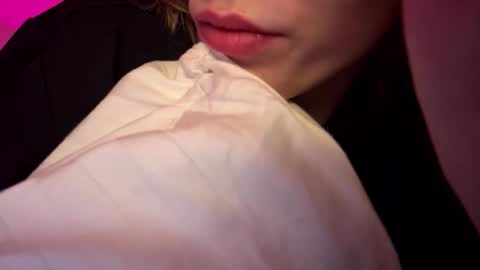 Snapshot of barbara53000 chatting on 3, 11, 2025 charliejones online show from 3, 11, 2025