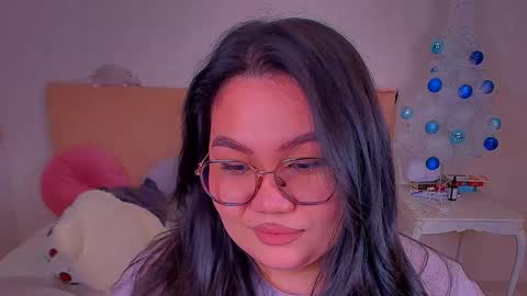 Barbie Kim online show from 15, 12, 2024