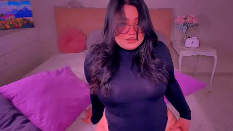 Barbie Kim online show from 17, 2, 2025