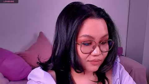 Barbie Kim online show from 22, 11, 2025