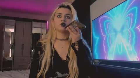 barbarasiren online show from 24, 9, 2025