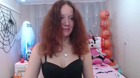 Snapshot of barbarastily chatting on 19, 10, 2025 barbarastily online show from 19, 10, 2025