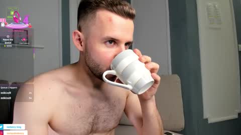 Snapshot of barberryx chatting on 21, 9, 2025 ENRIQUE online show from 21, 9, 2025