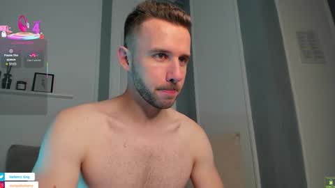 Snapshot of barberryx chatting on 10, 10, 2025 ENRIQUE online show from 10, 10, 2025