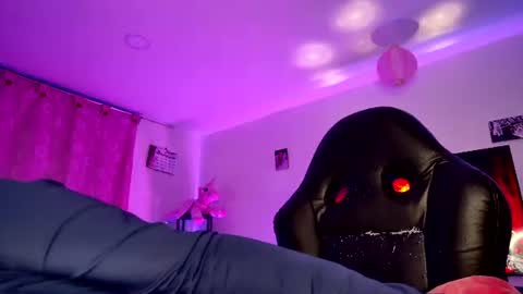 sexy Barbie online show from 17, 6, 2026