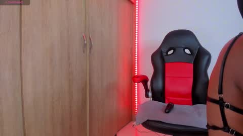 Snapshot of barbie_ebony_ chatting on 10, 11, 2025 Nicolle online show from 10, 11, 2025