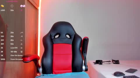 Nicolle  online show from 21, 3, 2026