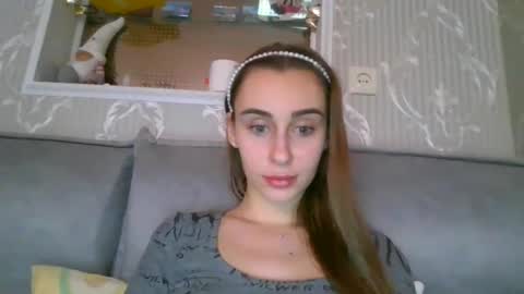 Snapshot of barbie_giirls_ chatting on 3, 2, 2025 Kate online show from 3, 2, 2025