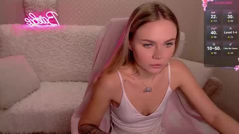 Snapshot of barbie_lillie chatting on 11, 11, 2025 Lilli 3 online show from 11, 11, 2025