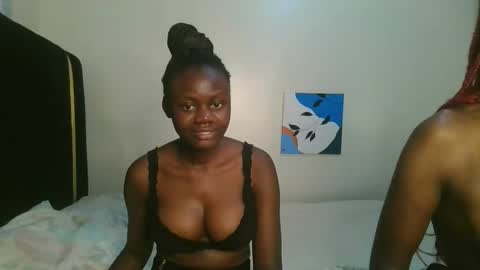 Snapshot of barbie_queen2 chatting on 3, 10, 2025 queen online show from 3, 10, 2025