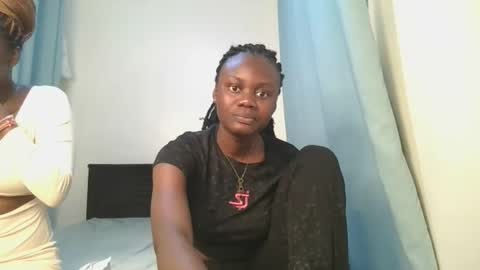 Snapshot of barbie_queen2 chatting on 6, 1, 2026 queen online show from 6, 1, 2026