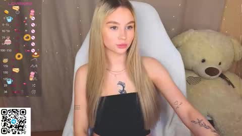 Snapshot of barbieee_doll chatting on 3, 10, 2025 Eva online show from 3, 10, 2025